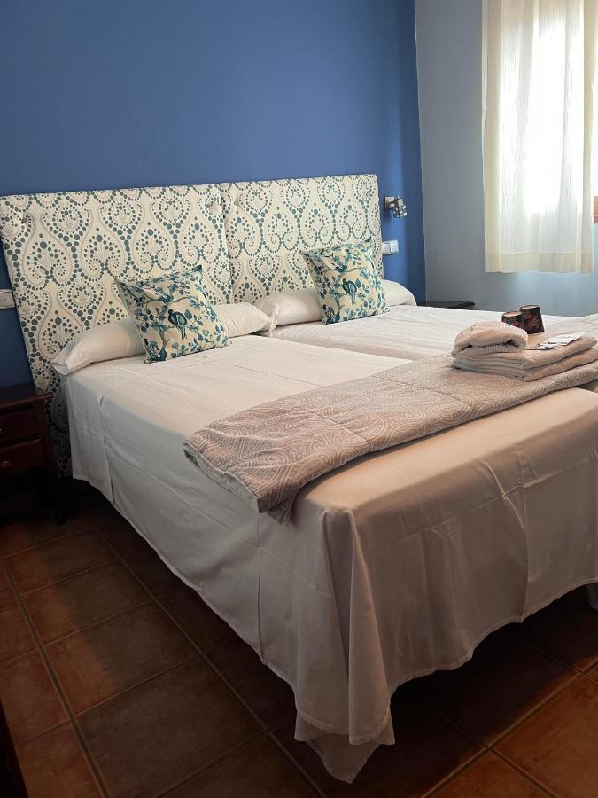 Hostal Trevelez Эль-Эхидо Экстерьер фото