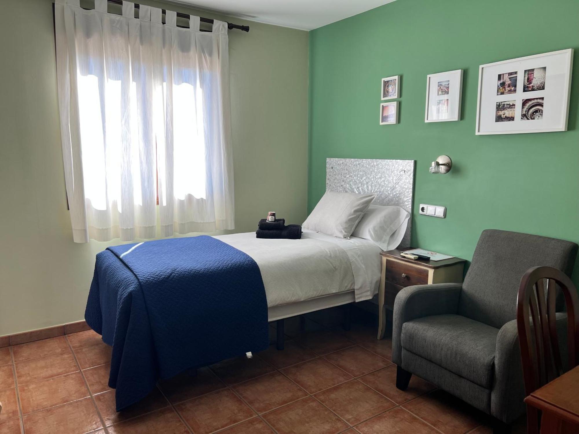 Hostal Trevelez Эль-Эхидо Экстерьер фото